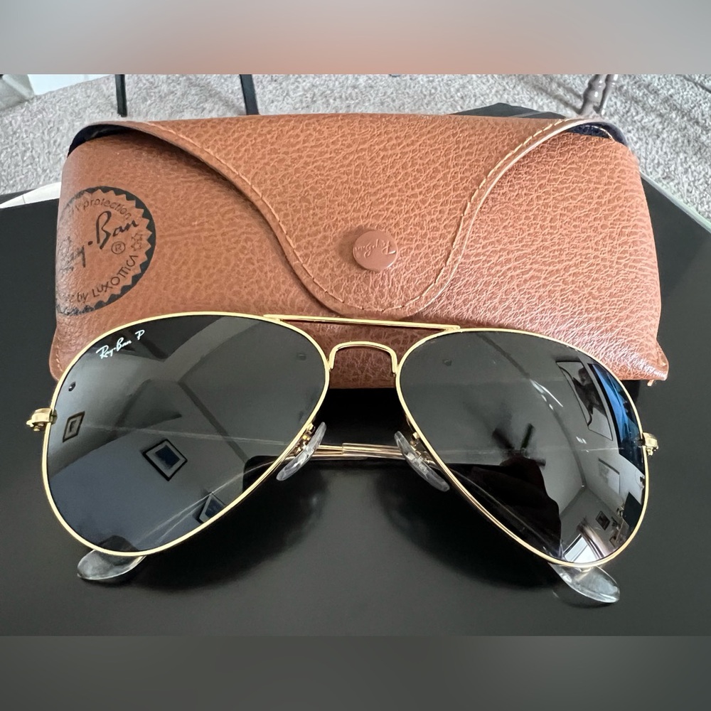 Ray-Ban Gold Frame Aviator Sunglasses